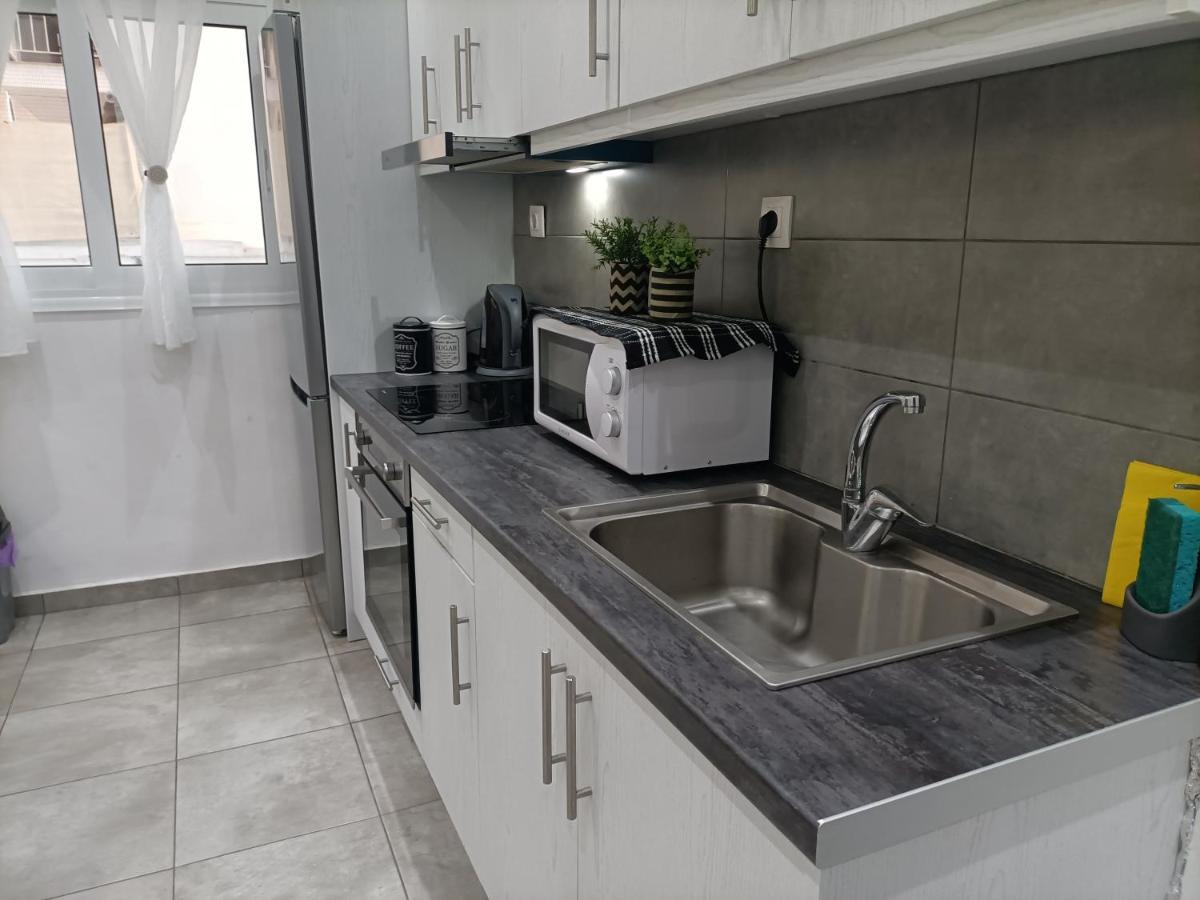 Travelers Tranquil & Chillout Apt Apartment Атина Екстериор снимка