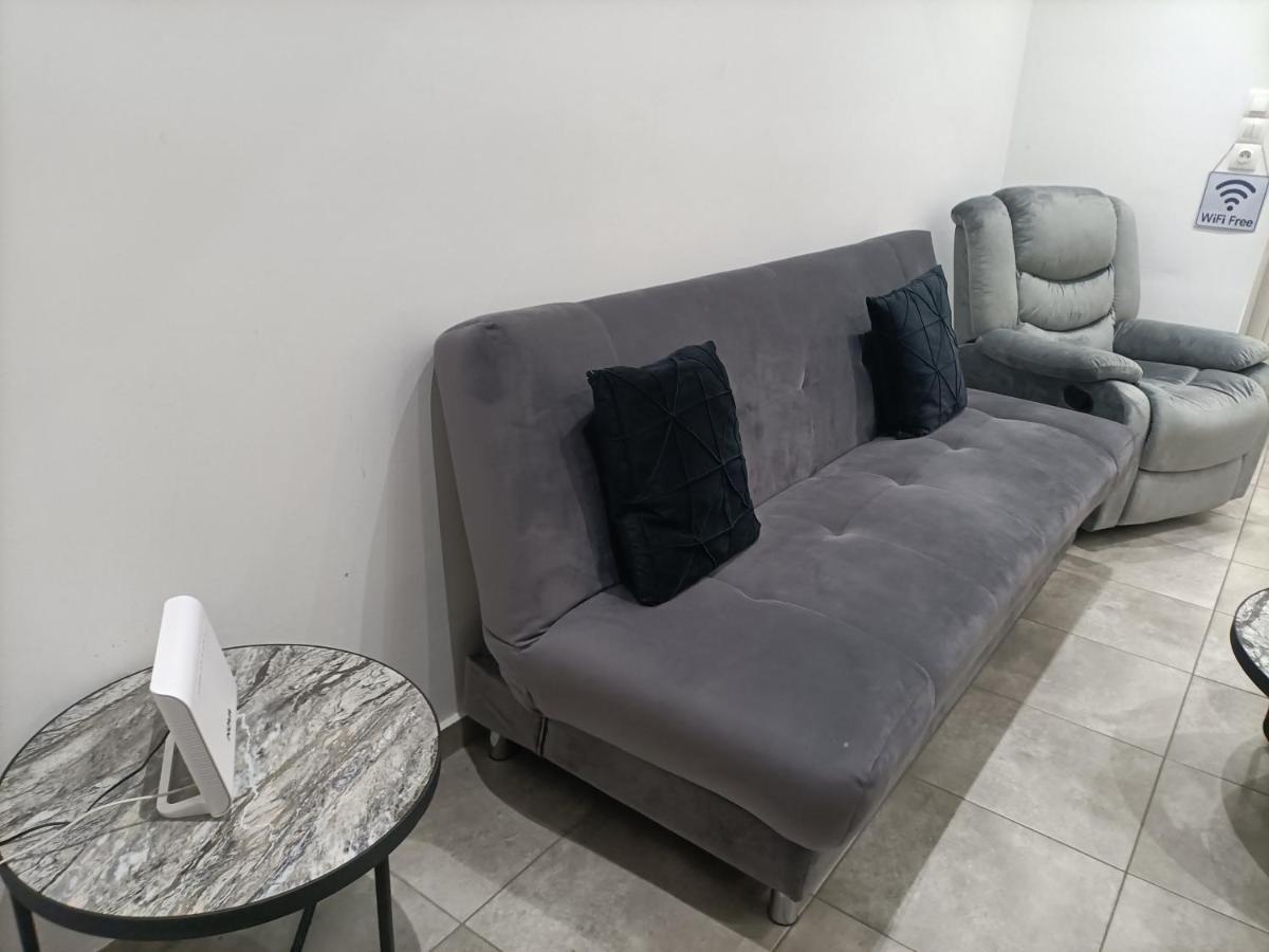 Travelers Tranquil & Chillout Apt Apartment Атина Екстериор снимка