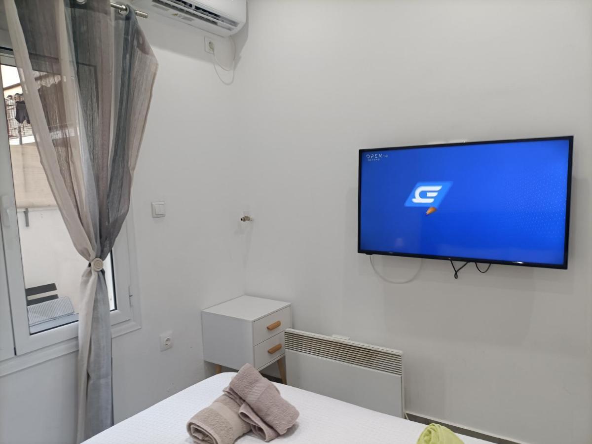 Travelers Tranquil & Chillout Apt Apartment Атина Екстериор снимка